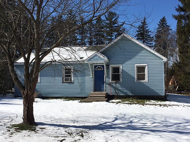 1st image of 64 Gifford Ave