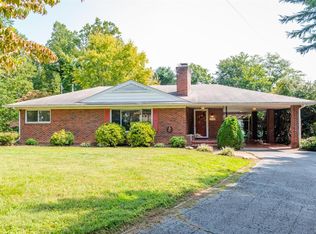 1506 Liggates Rd, Lynchburg, VA 24502