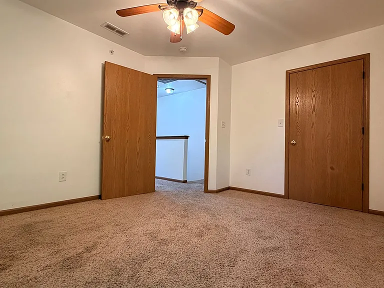 700 Hillside Rd — Photo 18