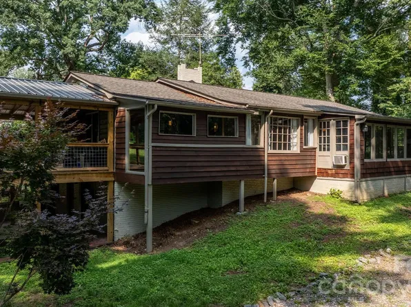 3466 Dry Ponds Rd, Granite Falls, NC 28630
