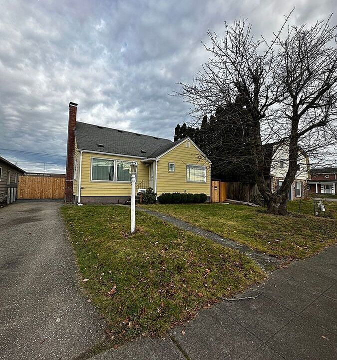 1st image of 1521 8th St