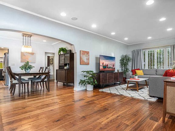 5th image of 4251 Kenyon Ave