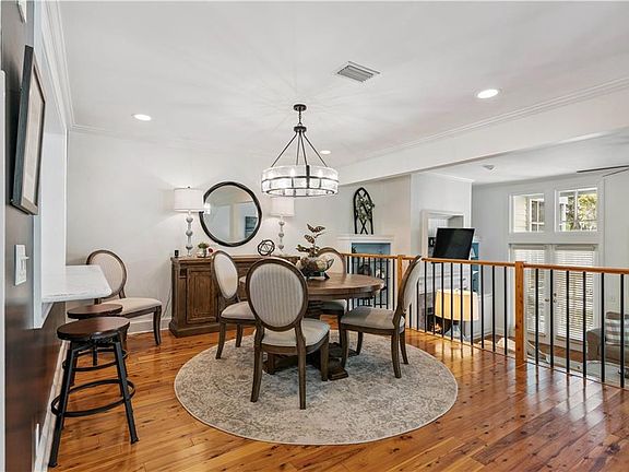 5th image of 1036 Plantation Point Dr