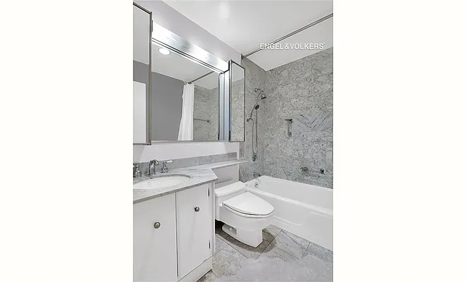 Sold by Engel & Völkers New York Real Estate | media 11