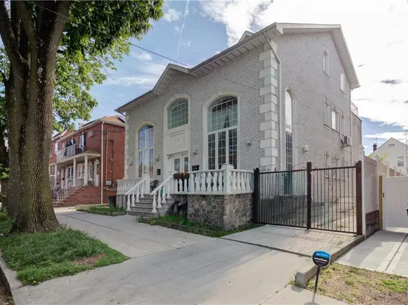 1124 128th St, Flushing, NY 11356