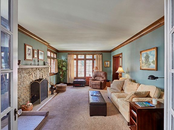 5th image of 10616 S Hoyne Ave