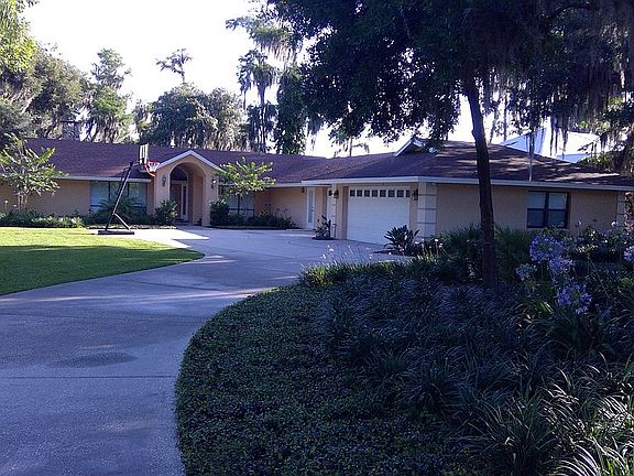 2nd image of 10247 Thompson Pl