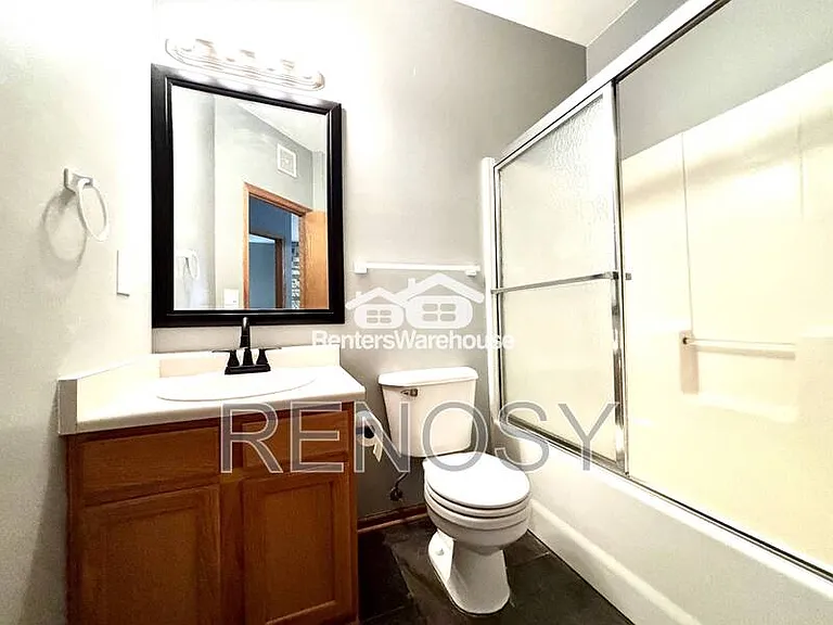 950 67th St #410 — Photo 18