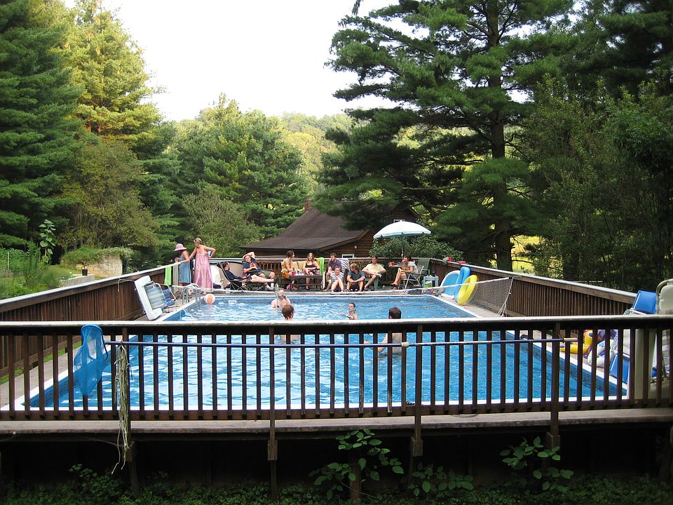 Perfect Pool and Grounds