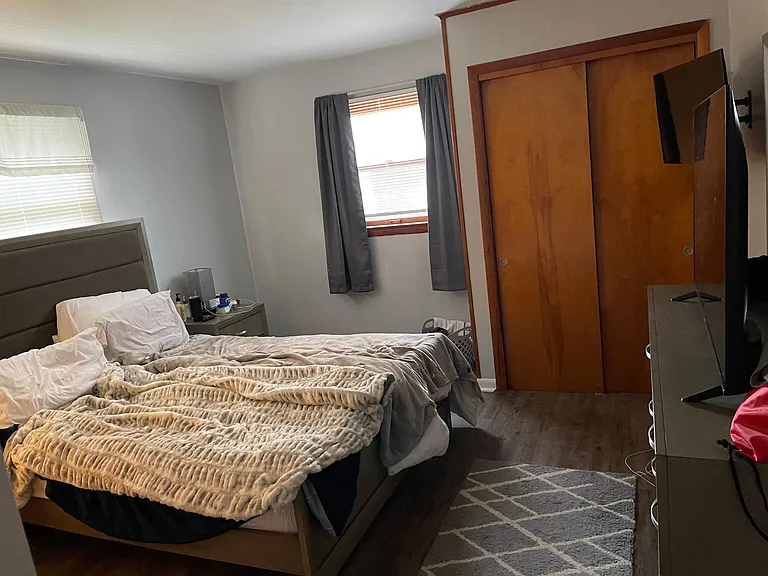 319 W Caracas Ave #1 — Photo 9