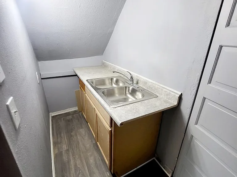 3587 W 66th St #3 — Photo 3