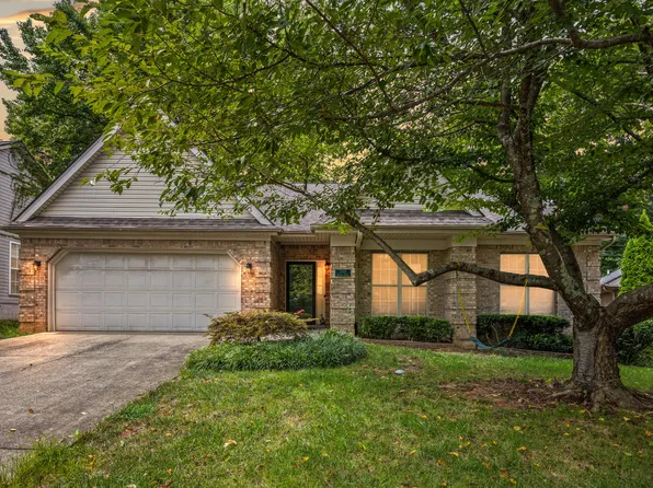 1753 Headley Grn, Lexington, KY 40504