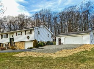 143 Ridge Dr, Karns City, PA 16041