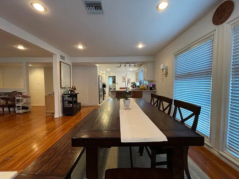 15560 Otsego St — Photo 12