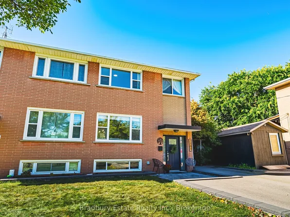 2301 Barclay Rd, Burlington, ON L7R 2B7