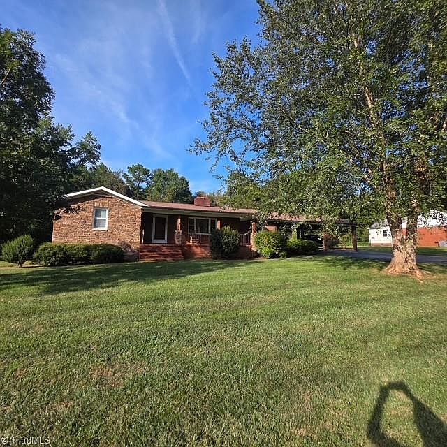 1st image of 2091 Junction Rd