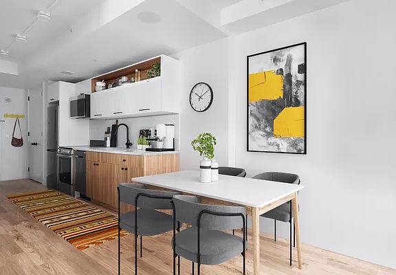 4th image of 56 W 125th St #803