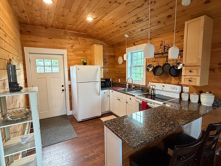 302 Pine Point Rd #2 — Photo 7