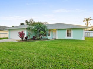 1312 Travelers Palm Dr, Edgewater, FL 32132