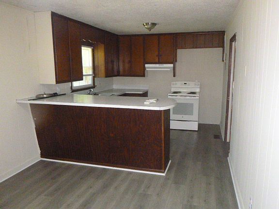 2nd image of 1165 Hartman Ave