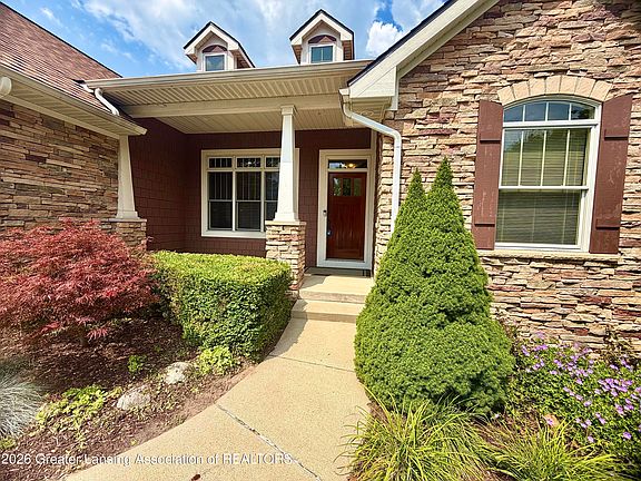 5th image of 6271 Fenwick Ct