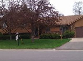 4802 W Wildflower Ln, Appleton, WI 54914