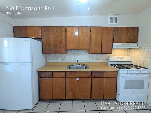 3rd image of 260 E Wetmore Rd APT I