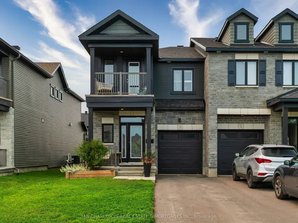 749 Namur St, Russell, ON K0A 1W0