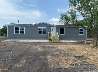 4425 Fm 3175, Lytle, TX 78052