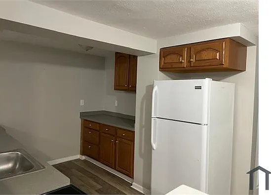 14602 Lake Shore Blvd #1 — Photo 1