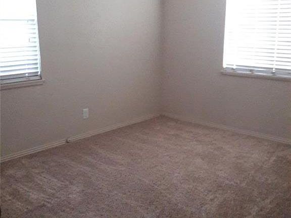 5th image of 7413 Sequoia Way