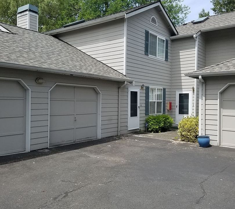 1st image of 7116 NE 171st Ln