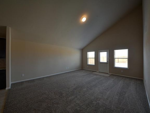 5th image of 3046 Village Creek Dr