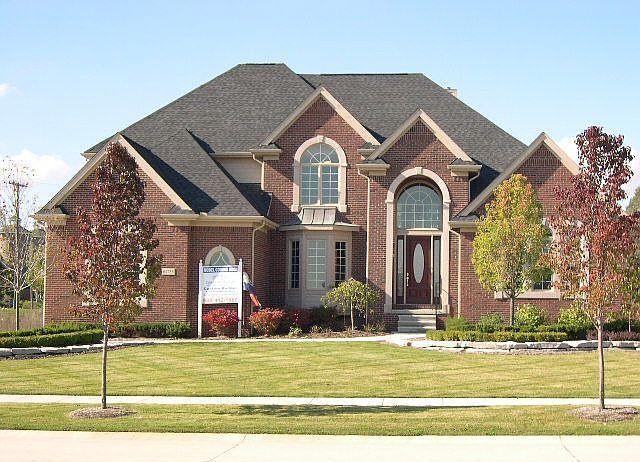 1st image of 61755 W Point Dr