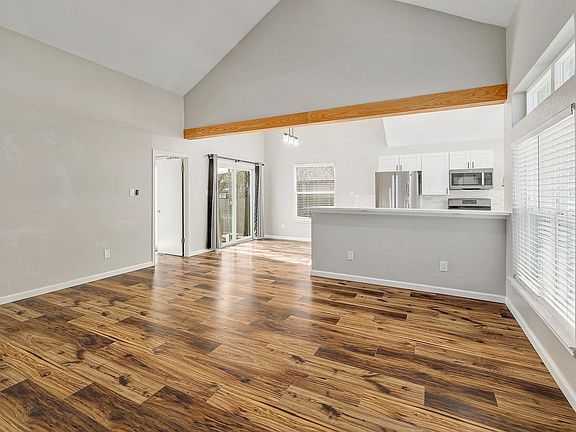 5th image of 2207 Raintree Path