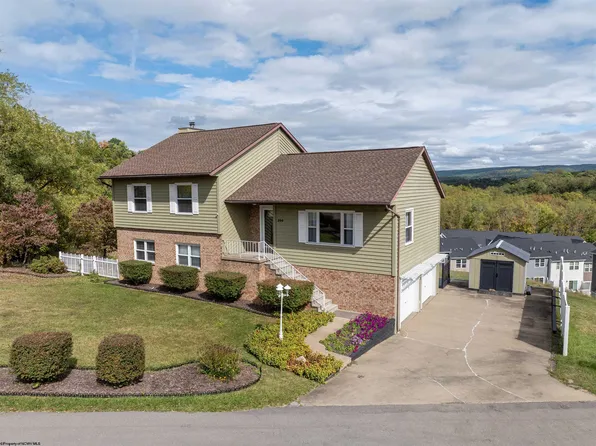 206 Suzanne Rd, Morgantown, WV 26501