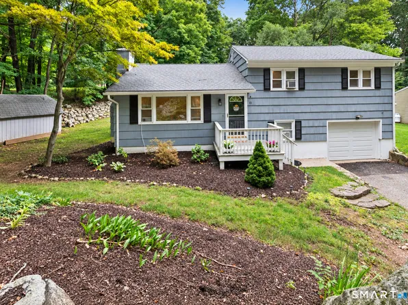 13 Ball Pond Road, Danbury, CT 06811