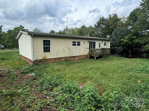 3rd image of 2968 Dalton Dr