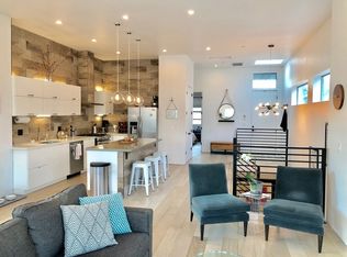 1008 Wood St, Oakland, CA 94607