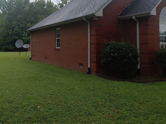 3rd image of 2801 Oak Grove Church Rd
