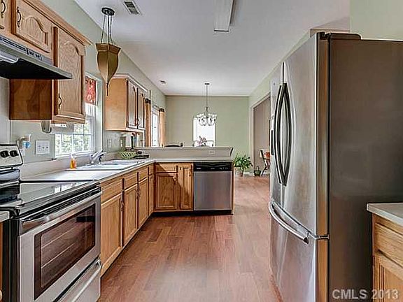 5th image of 6305 E Gatesville Ln