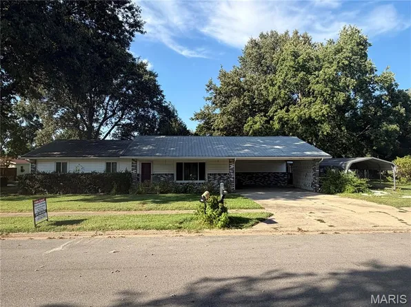 545 Saint Paul Dr, New Madrid, MO 63869