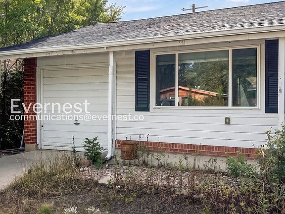 2nd image of 380 Martin Dr