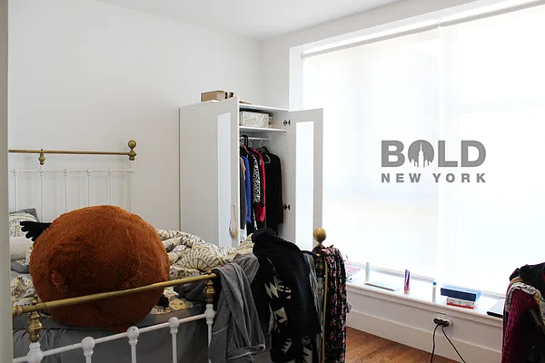 Rented by Bold New York | media 42