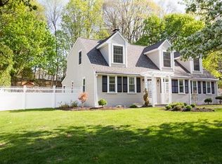 15 Priscilla Rd, Wellesley, MA 02481