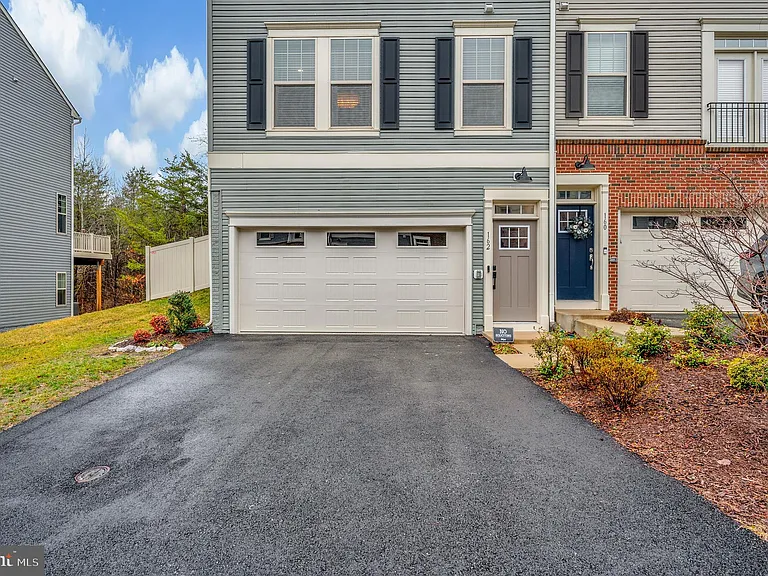 162 Shaded Valley Ct — Photo 3