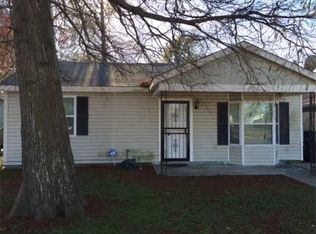 8008 Berg Rd, New Orleans, LA 70128