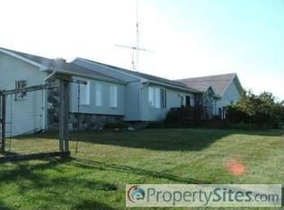 311 S 7th St, Carson City, MI 48811