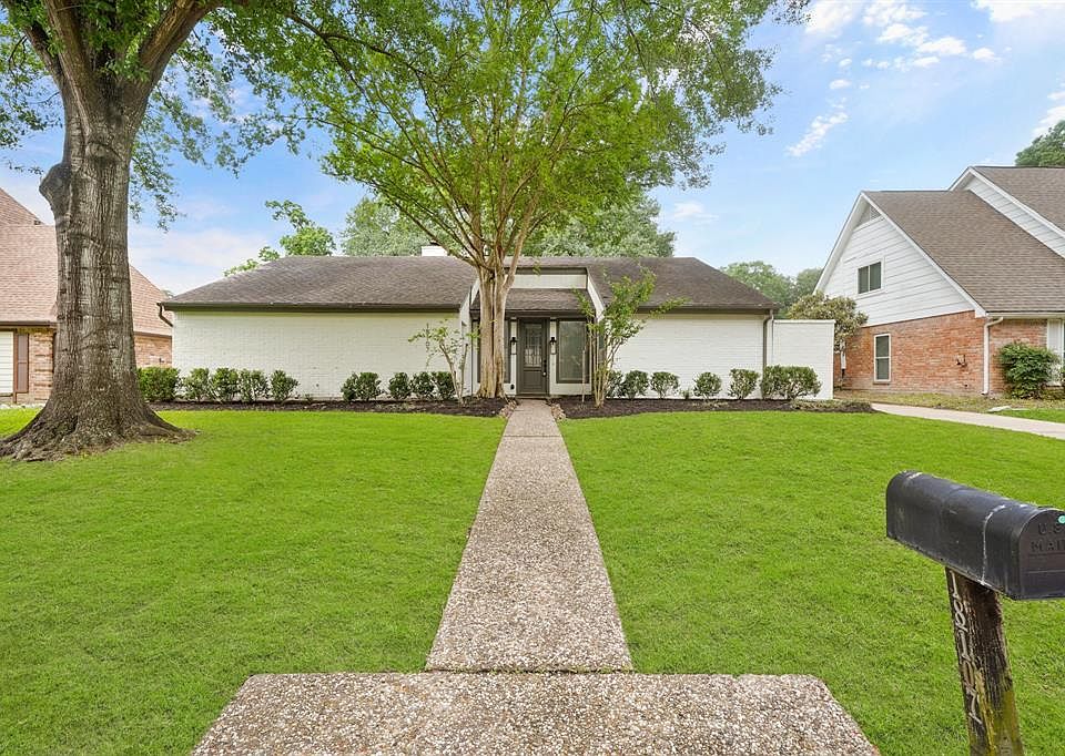 1st image of 18107 Mountfield Drive