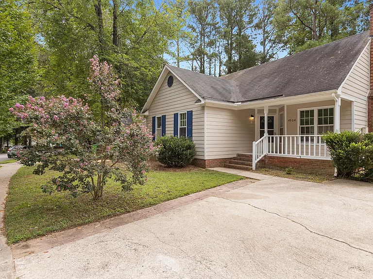 4504 Liverpool Ln — Photo 5